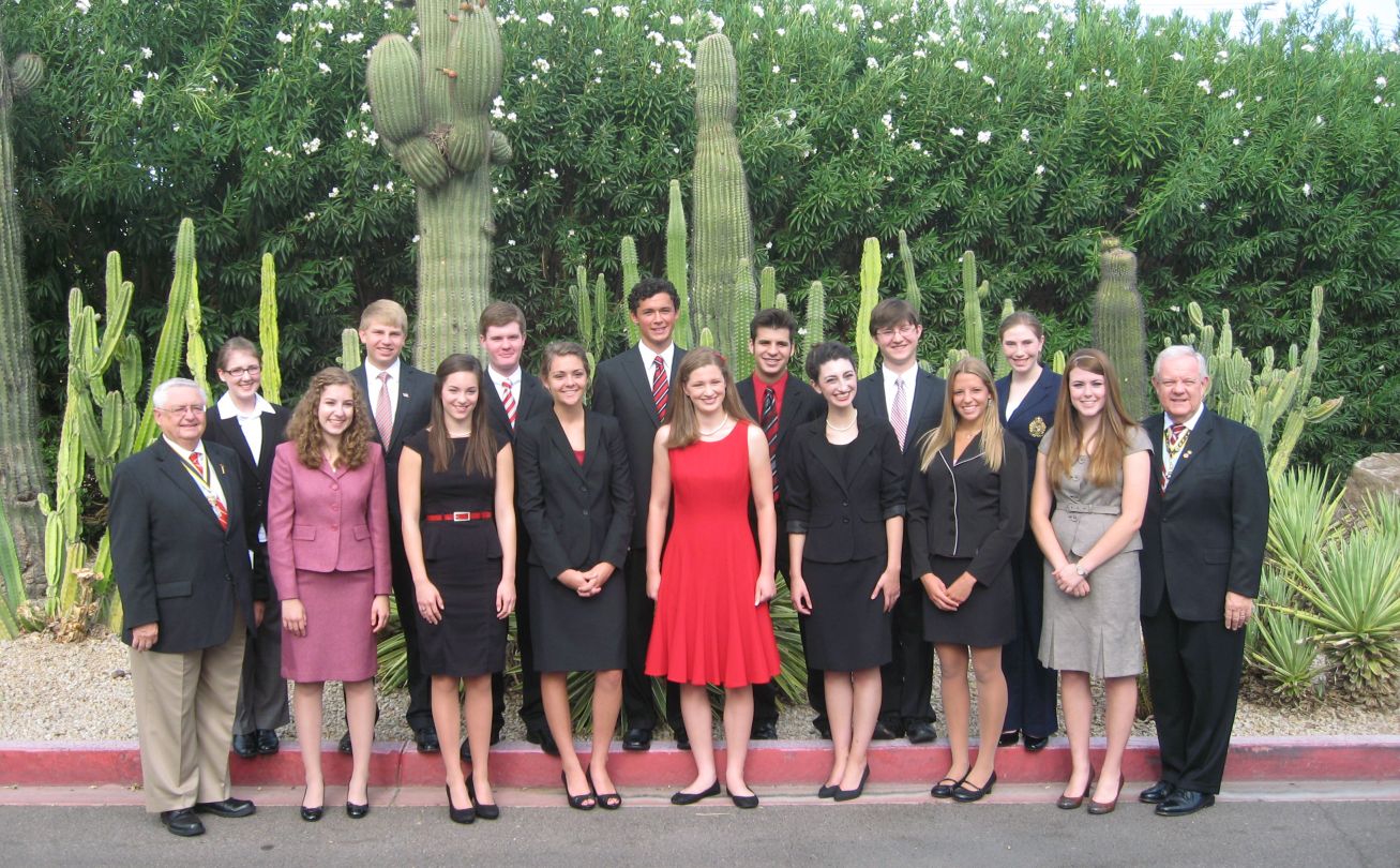 With President General Larry Magerkurth, left, and Larry McKinley, Tight, are participants, front row, from left: Abigail Kohake (Kentucky), Chassidy Menard (Louisiana), Hannah Stimson (Florida), Carley Lynn Stamps (Georgia), Anna J. Goodman (Kansas), Rebecca Catherine Kneebone (Maryland), and Rachel C. Thompson (Alabama). Back row, from left: Lydia Grace Richardson (Ohio), Phillip Paul Cozzi (Illinois), Bode Wayne McKay (Texas), Joshua Underwood (Virginia), Joshua Joseph Letwat (Indiana), Shinn LaMachio (Mississippi), and Ariel Elana Sobel (New York).